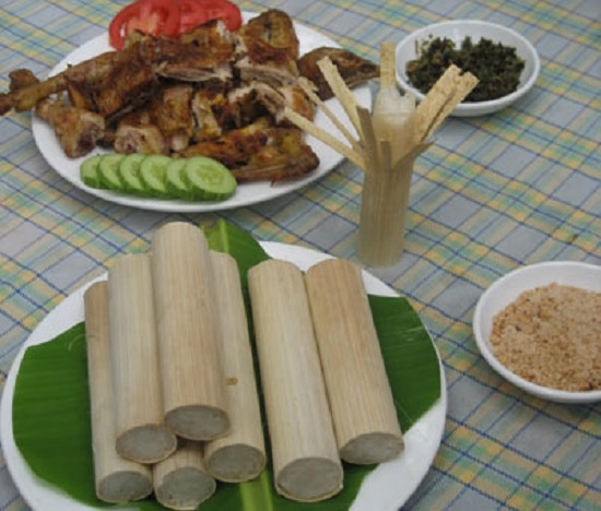 Cơm lam, món ăn đậm chất rừng, được chế biền công phu